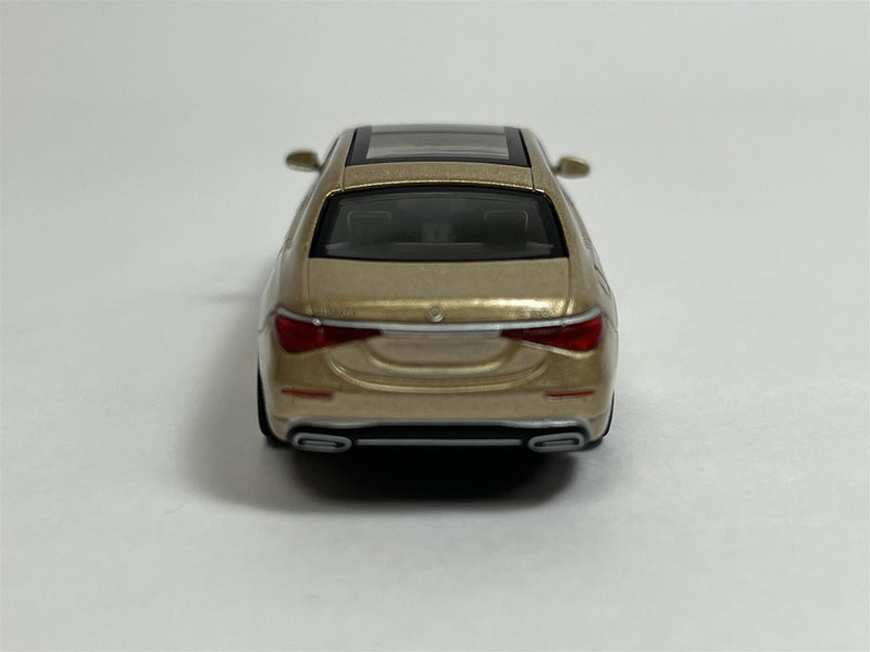 Mercedes Maybach S 680 RHD Champagne Metallic 1:64 Scale Mini GT MGT00604R