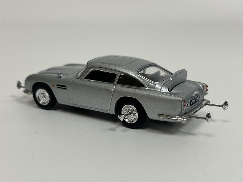 James Bond 007 Goldfinger Aston Martin DB5 Japanese Version 1:64 Mini GT MGT00900-007J