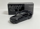 BMW i7 xDrive60 Black Sapphire LHD 1:64 Scale Mini GT MGT00802L