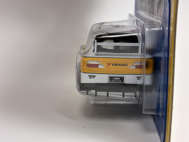 Nissan Silvia S15 LB Silhouette Liberty Walk Presentation Qube Carz 6cm QZ00501BL