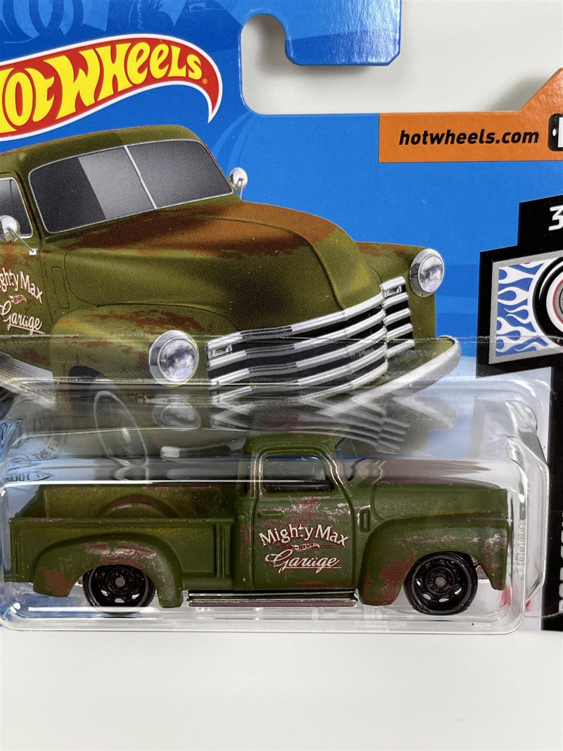 Hot Wheels 1952 Chevy Rod Squad 1:64 Scale GHG01M522 B9