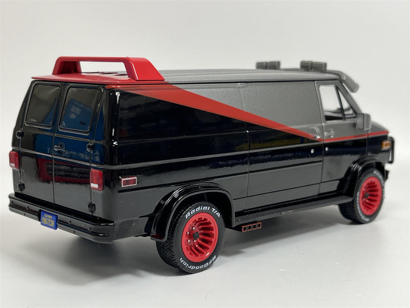 The A Team 1983 GMC Vandura 1:24 Scale Greenlight 84072