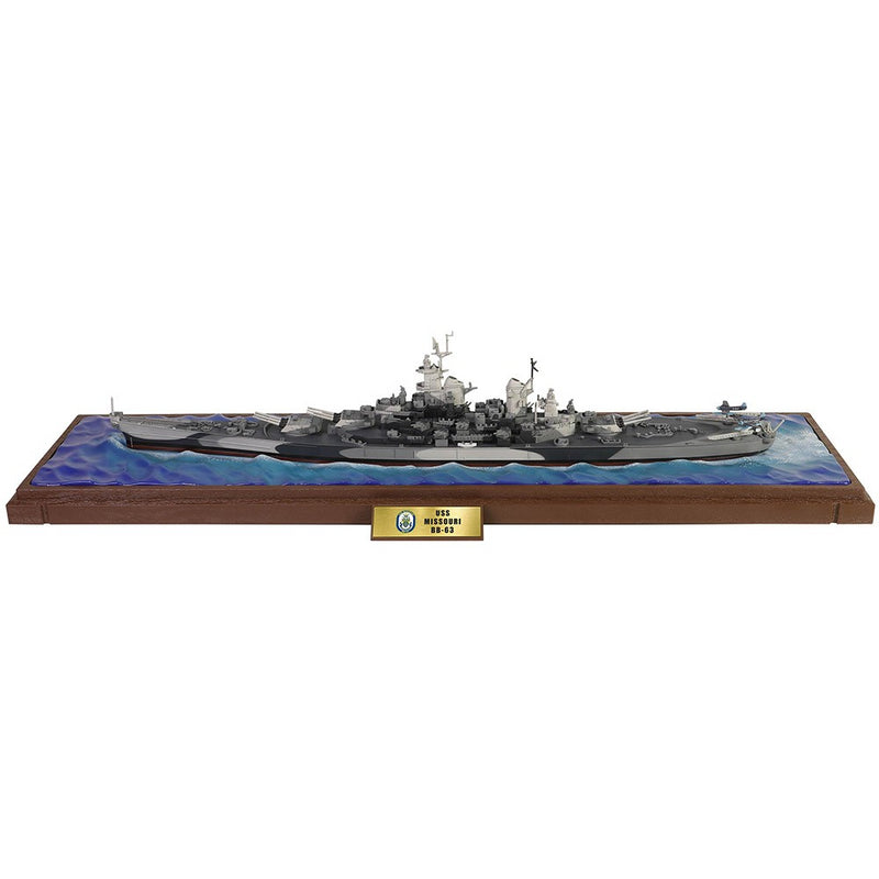 Iowa Class Battleship USS Missouri BB-63 Waterline Series 1:700 Scale Forces of Valor 862031B
