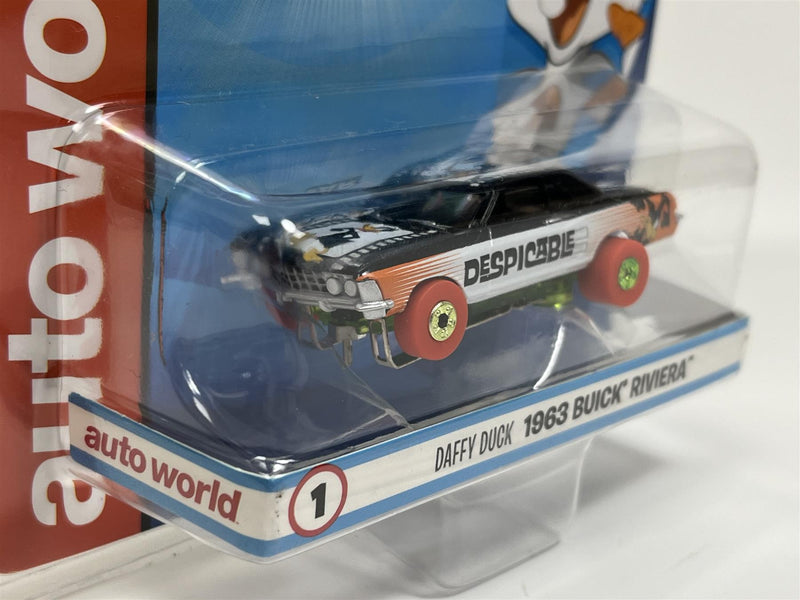 Daffy Duck 1963 Buick Riviera Thunderjet Ultra G HO Scale Slot Car Auto World SC363-1