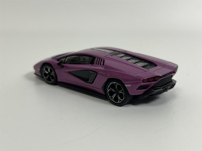 Lamborghini Countach LPI 800 4 Viola 30th LHD 1:64 Mini GT MGT00865L