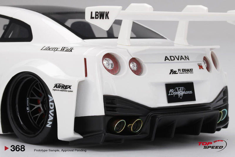 Nissan LB-Silhouette Works GT 35GT-RR Ver.2 White 1:18 Scale TSM TS0368
