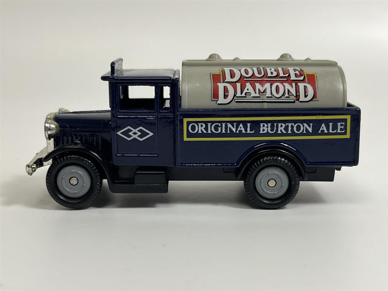 The Village Collection Double Diamond Ale Cameo From Corgi VCC07D S6