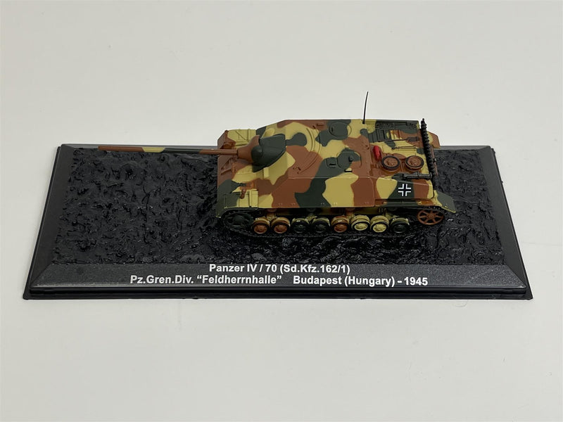 Panzer IV/70 Pz Gren Div Feldherrnhalle Budapest Hungary 1945 1:72 Scale
