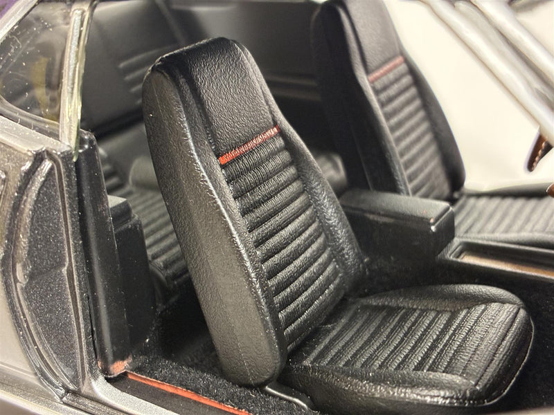 John Wick Ford Mustang 1969 1:18 Scale Auto World AWSS145