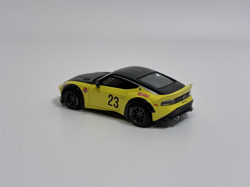 Nssan Z LB Nation Works Ikazuchi Yellow RHD 1:64 Mini GT MGT00826R