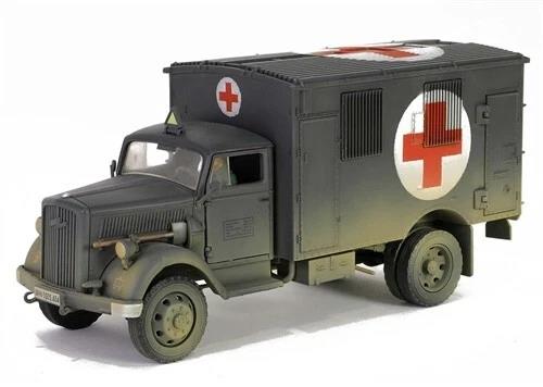 Opel Blitz KFZ 305 Ambulance RAL7021 Dunkelgrau 1:32 Forces of Valor 801101B