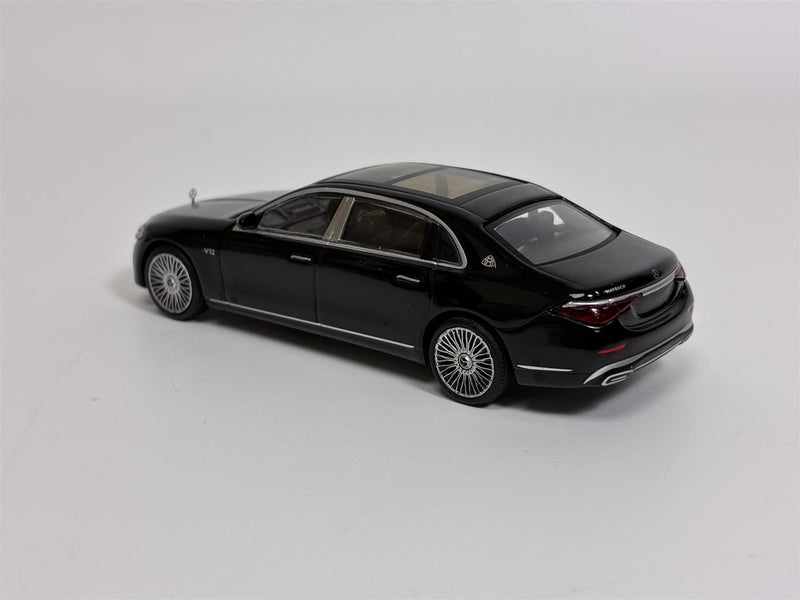 Mercedes Maybach S 680 Black RHD 1:64 Scale Mini GT MGT00977R