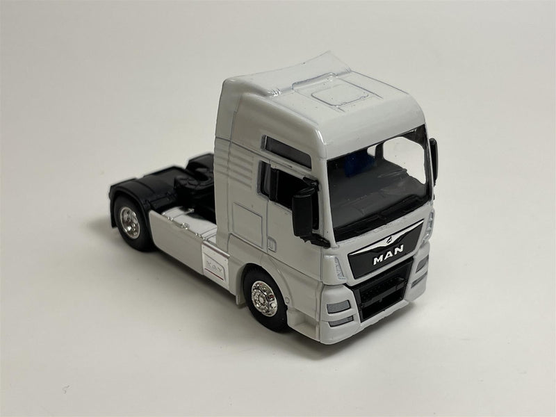 Man TGX XXL White 1:64 Scale Welly Truck Tractor 68010S