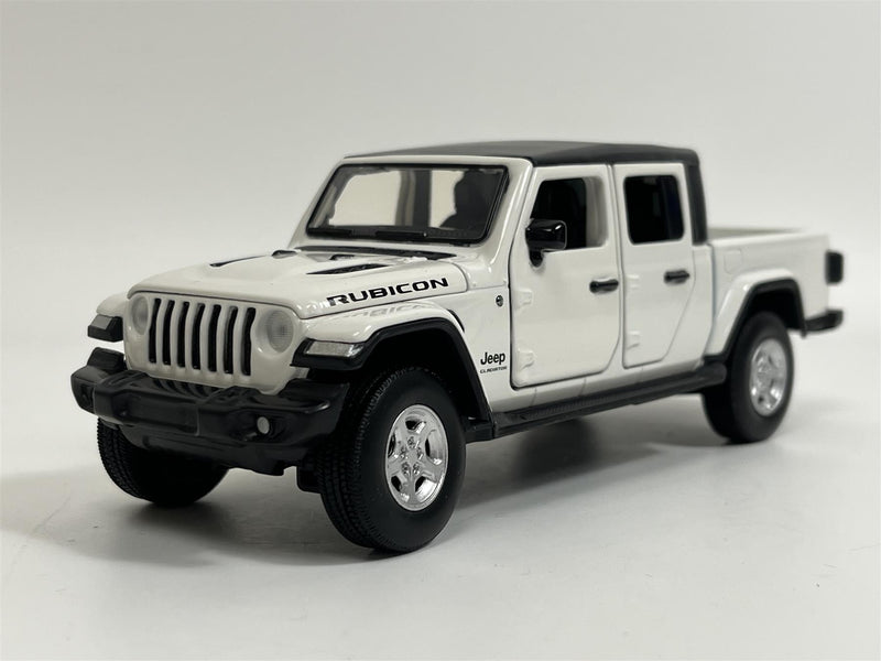 Jeep Grand Cherokee White LHD Light and Sound 1:32 Scale Tayumo 32170011