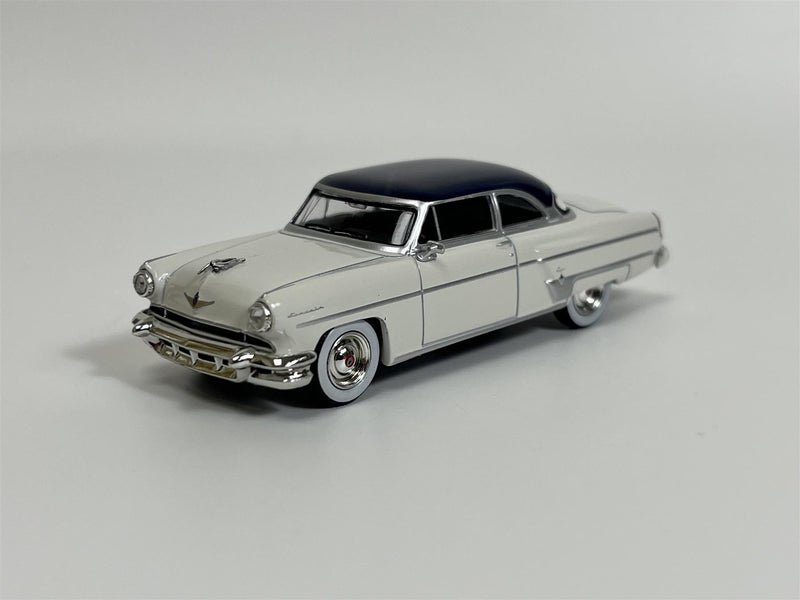 Lincoln Capri 1954 Artic White Atlantic Blue LHD 1:64 Mini GT MGT00631L