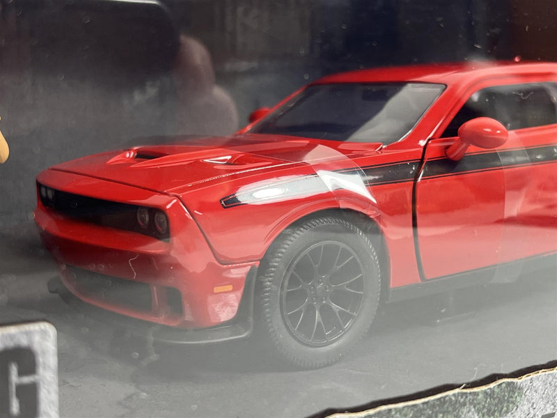 The Walking Dead Glenn and 2015 Dodge Challenger SRT Hellcat 1:24 Jada 35185