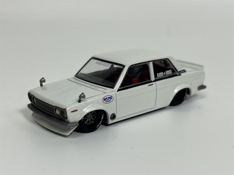 Datsun 510 Street Nismo V2 1:64 Kaido House Mini GT KHMG122