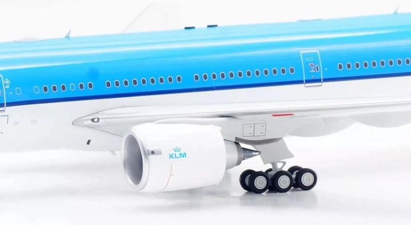 KLM Royal Dutch Airlines Boeing 777-206/ER PH-BQD Stand 1:200 Inflight200 IF772KL0824