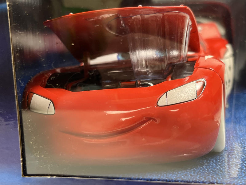 Lightning McQueen Glow In The Dark 1:24 Scale Jada 253084003