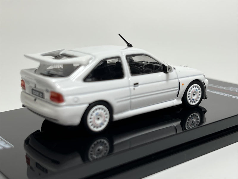 Ford Escort RS Cosworth White RHD With OZ Rally Racing Wheels 1:64 Inno IN64FERSWHIRHDOZ