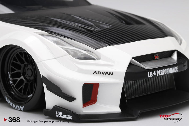 Nissan LB-Silhouette Works GT 35GT-RR Ver.2 White 1:18 Scale TSM TS0368