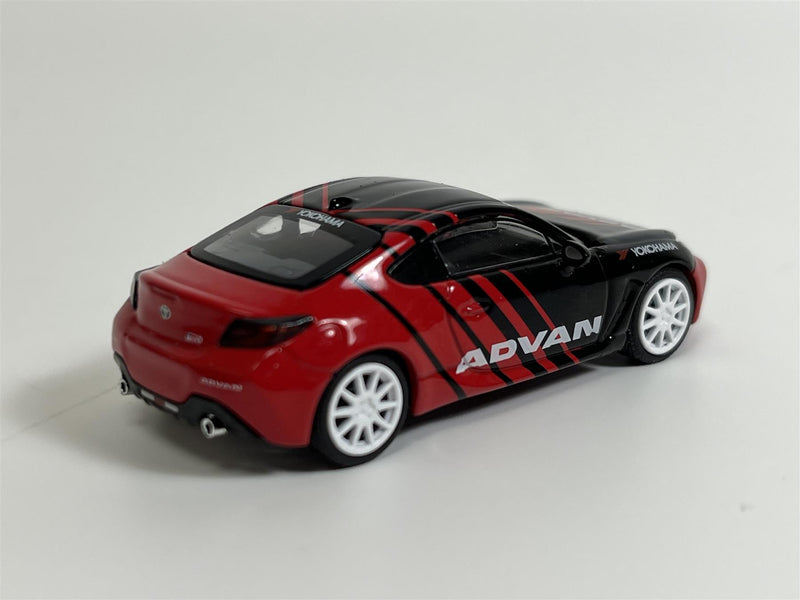 Toyota GR86 Advan 1:64 Scale Pop Race PR640024