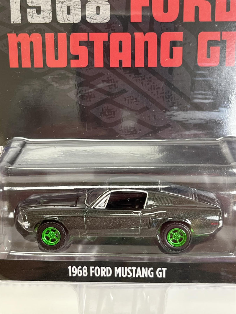 1968 Ford Mustang GT Chase Model 1:64 Scale Greenlight 44723