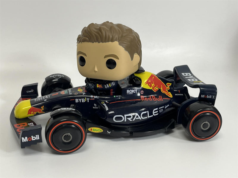 Max Verstappen And Car Red Bull Formula 1 F1 Vinyl Figure 15 cm x 12 cm Funko Pop 72617