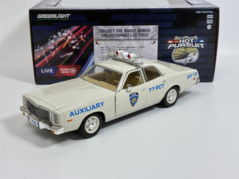 1977 Plymouth Fury New York City Police Department 1:24 Greenlight 85601