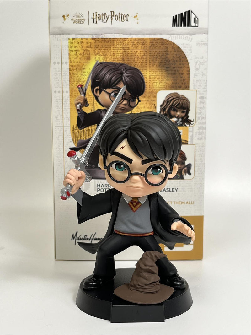 Harry Potter With Sword Of Gryffindor Harry Potter Approx 5.5 Inches Iron Studios WBHPM67922