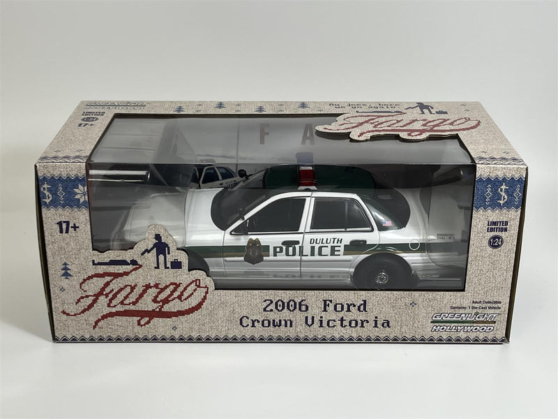 Fargo 2006 Ford Crown Victora 1:24 Scale Greenlight 84153