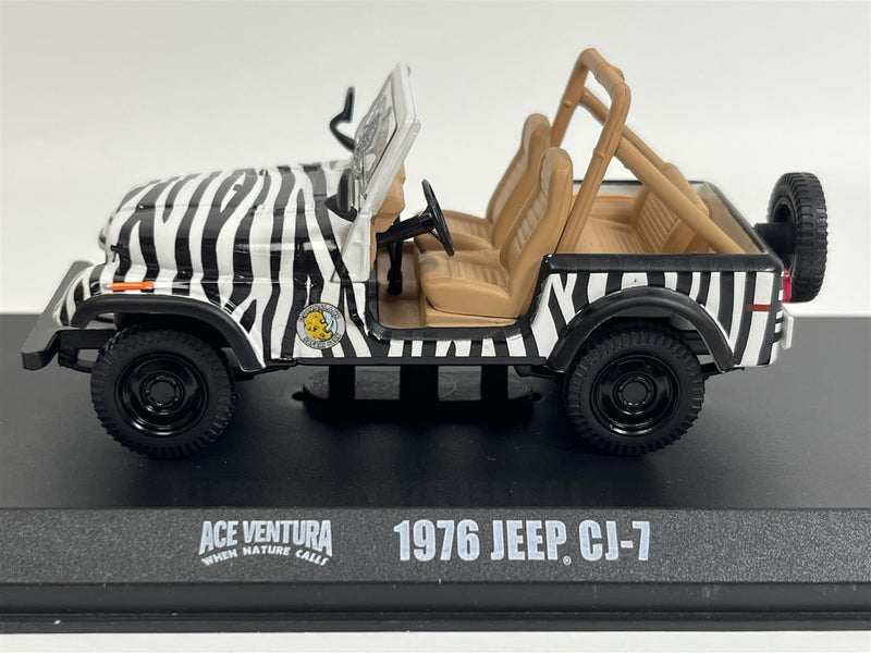 Ace Ventura When Nature Calls 1976 Jeep CJ-7 1:43 Scale Greenlight 86574