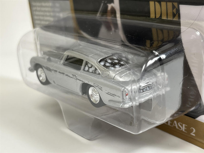 James Bond 007 No Time To Die Silver Aston Martin DB5 1:64 Johnny Lightning JLPC004