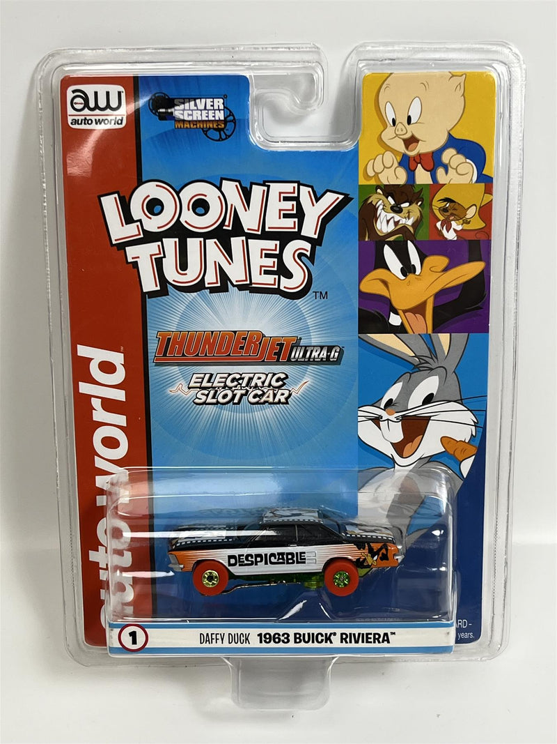 Daffy Duck 1963 Buick Riviera Thunderjet Ultra G HO Scale Slot Car Auto World SC363-1