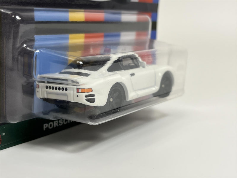 Hot Wheels 1986 Porsche 959 White Deutschland Design Real Riders 1:64 GRJ70