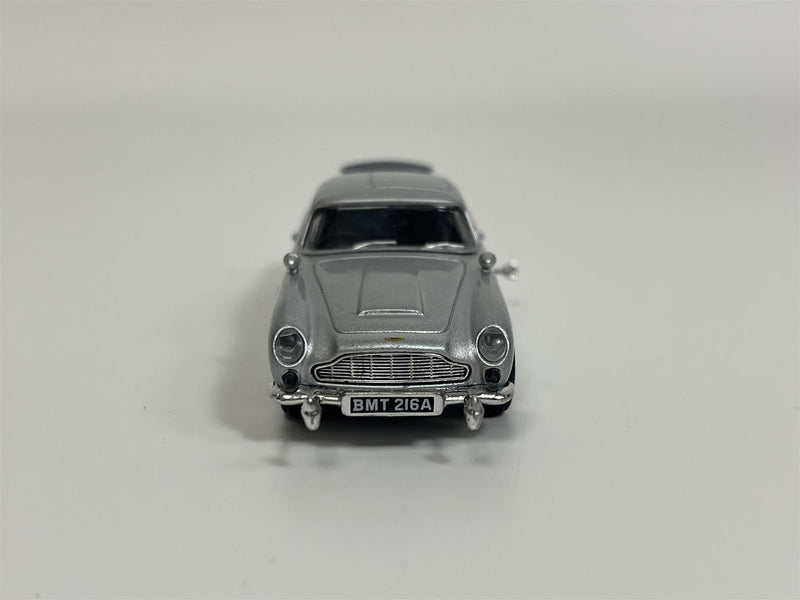 James Bond 007 Goldfinger Aston Martin DB5 Japanese Version 1:64 Mini GT MGT00900-007J