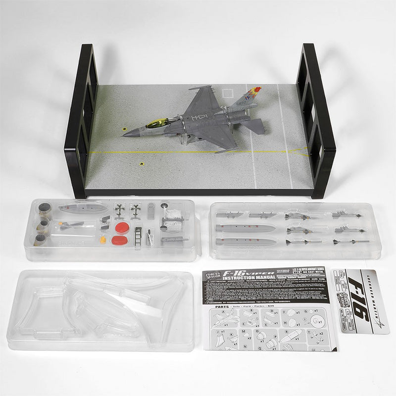 Lockheed Martin F16A Block 20 ROCAF 26TH TFG 401ST Hualian AB No.6677 1:72 813005A
