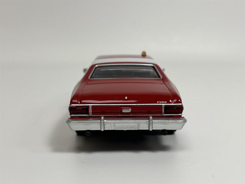 Starsky and Hutch Ford Gran Torino 1975 1:43 Scale Norev 270586