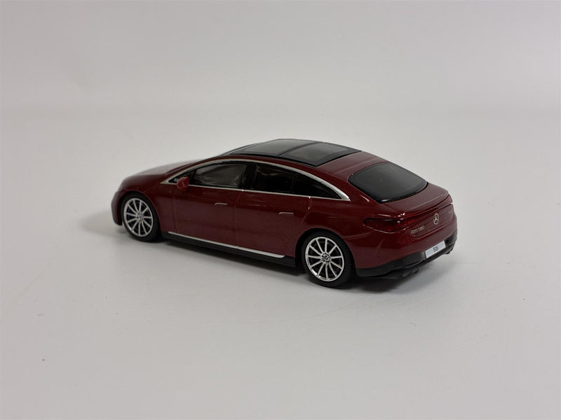 Mercedes Benz EQS 580 4MATIC Red Metallic RHD 1:64 Mini GT MGT00970R