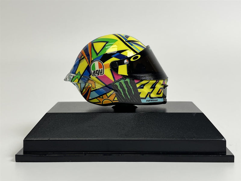 Valentino Rossi AGV Helmet Winner MotoGP Assen 2017 1:8 Scale Minichamps 399170846