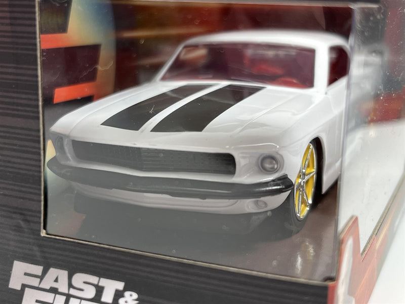 Fast and Furious Romans Ford Mustang White 1:32 Scale Jada 99517