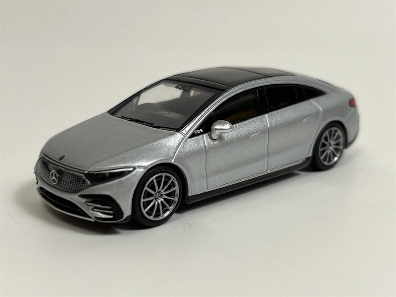 Mercedes Benz EQS 580 4MATIC Silver Metallic RHD 1:64 Scale Mini GT MGT00508R