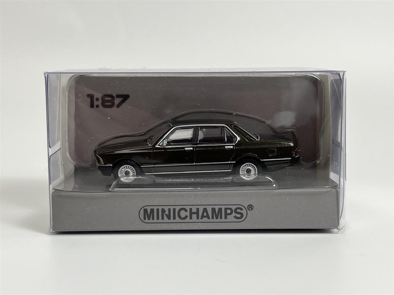 BMW 7 Series 1977 Green Metallic 1:87 Scale Minichamps 870020400