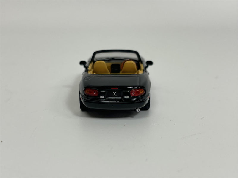 Eunos Mazda Roadster V Special RHD Green 1:64 Scale Mini GT MGT00838R