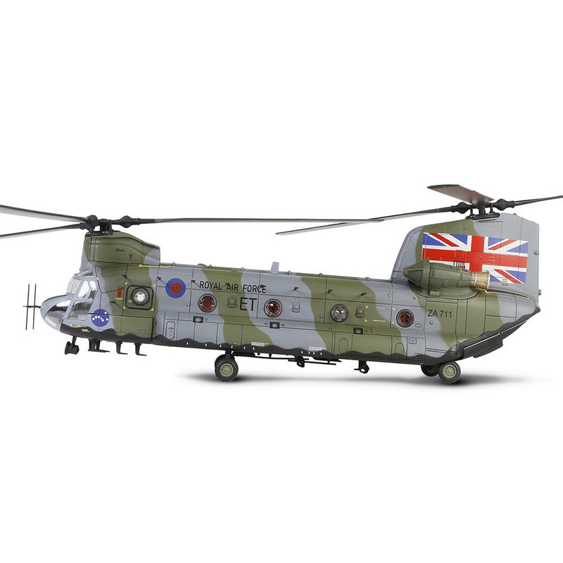 Royal Air Force Chinook HC MK1 Helicopter 1:72 Scale Forces of Valor 821003A