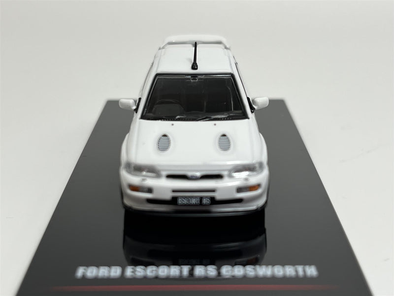 Ford Escort RS Cosworth White RHD With OZ Rally Racing Wheels 1:64 Inno IN64FERSWHIRHDOZ