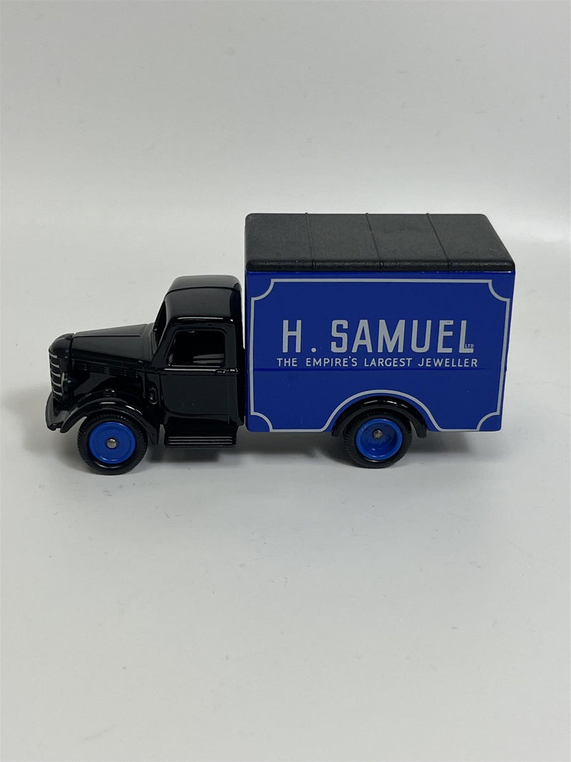 H.Samuel Daily Mail Le Walk Van Lledo HS01D S2