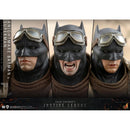 Zack Snyders Justice League Knightmare Batman and Superman 1:6 Hot Toys 908013