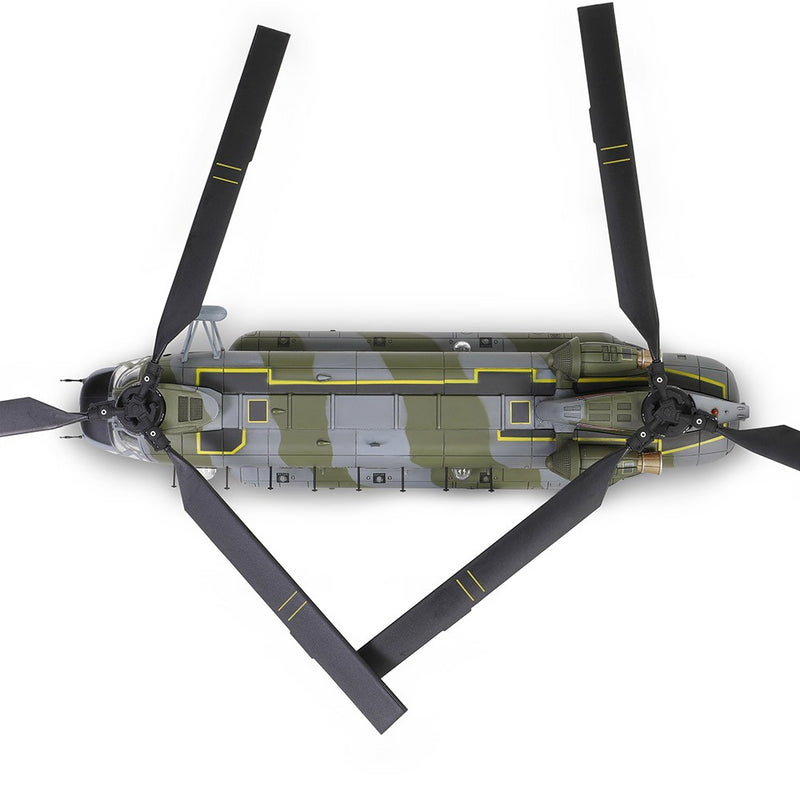 Royal Air Force Chinook HC MK1 Helicopter 1:72 Scale Forces of Valor 821003A