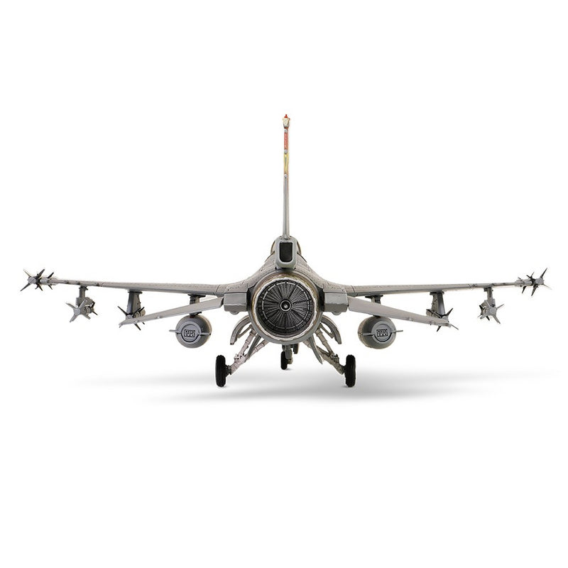 Lockheed Martin F16A Block 20 ROCAF 26TH TFG 401ST Hualian AB No.6677 1:72 813005A